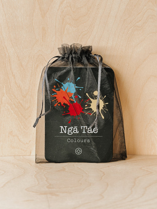 Ngā Kāri (Flashcards) - Ngā Tae (Colours)