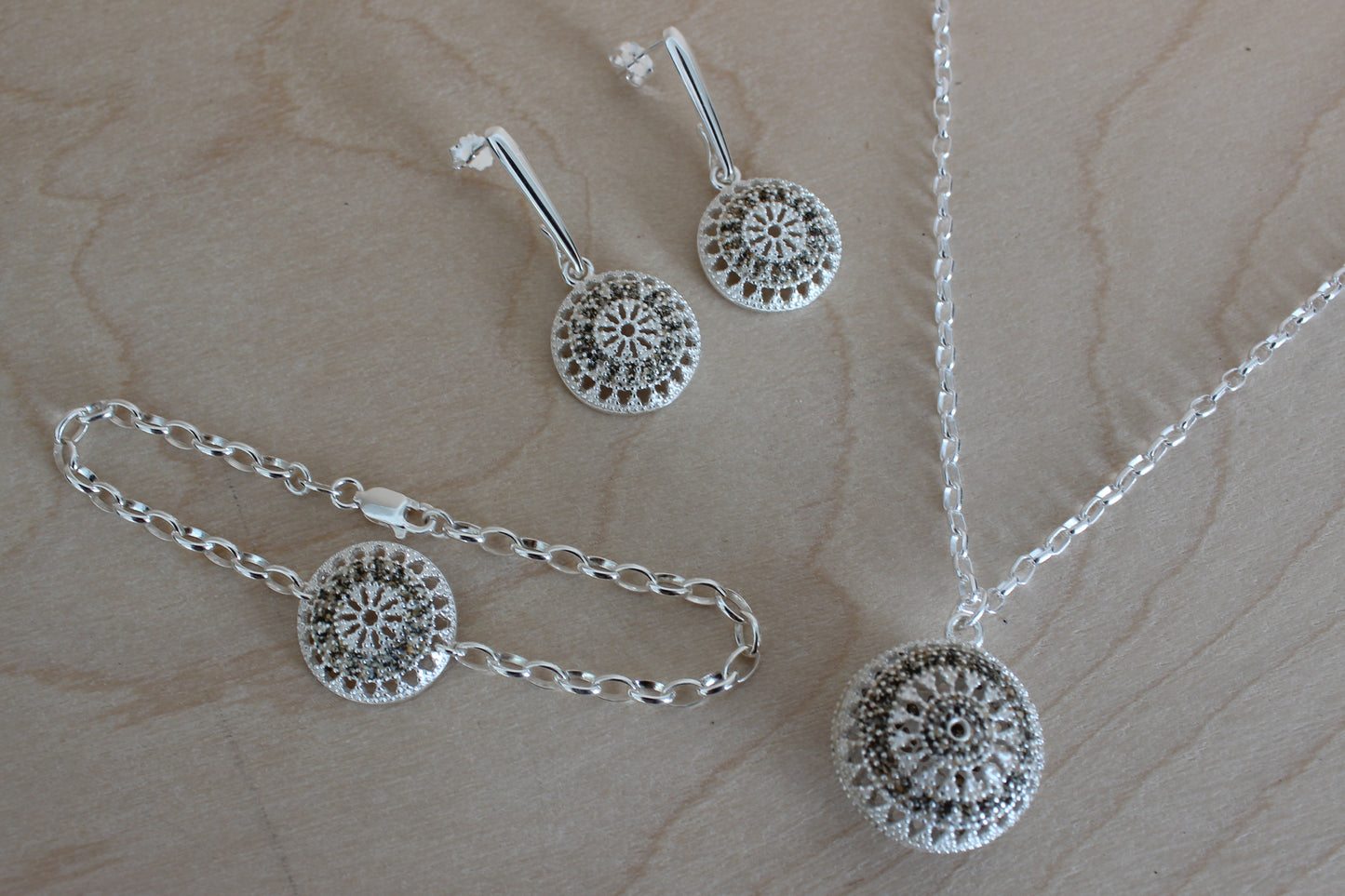 Connective Kina jewellery set