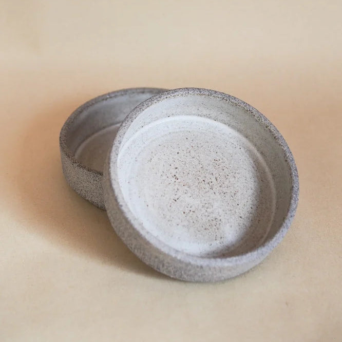 Thea salt dish