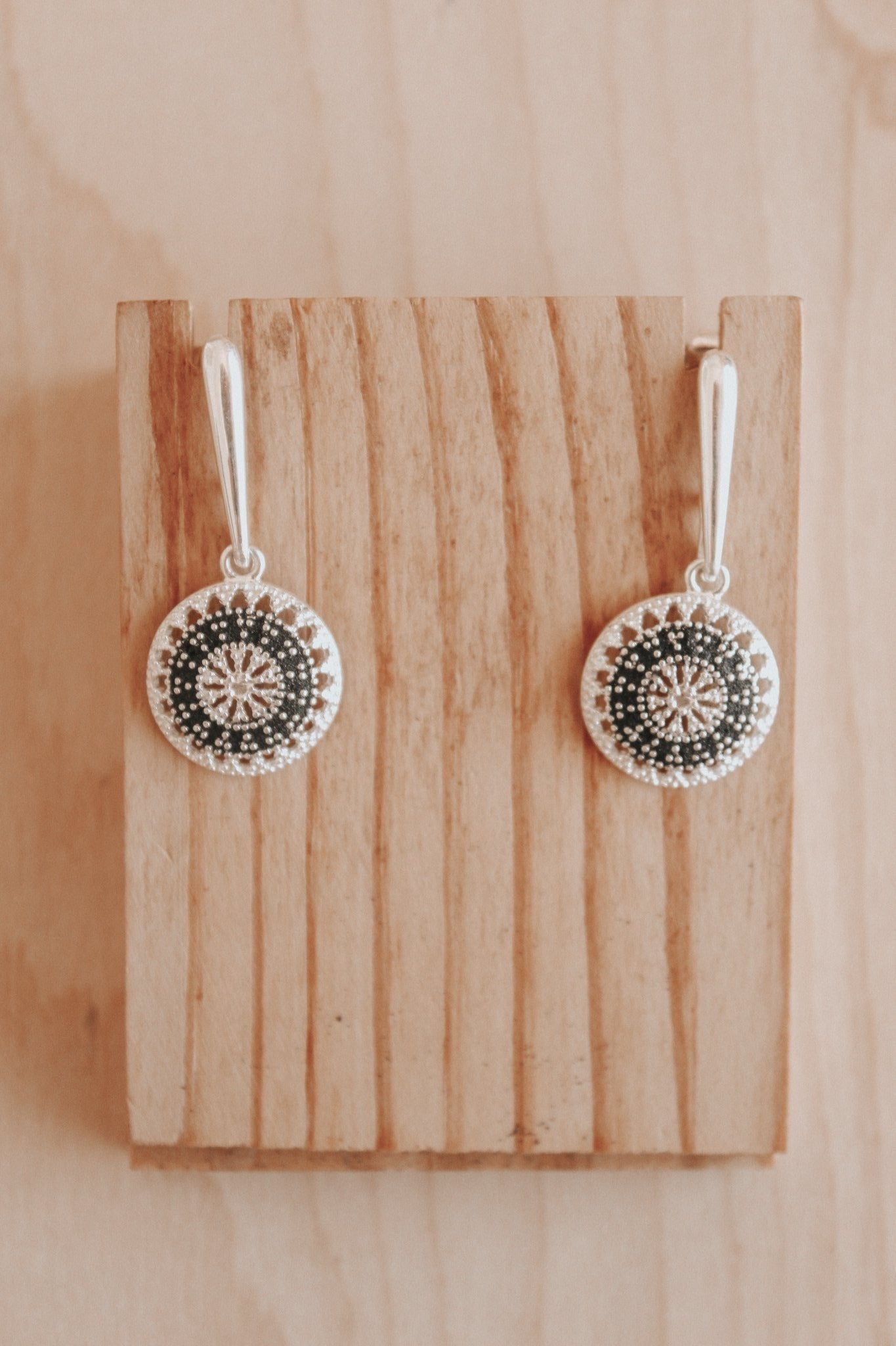 Connective Kina Earrings - sterling silver