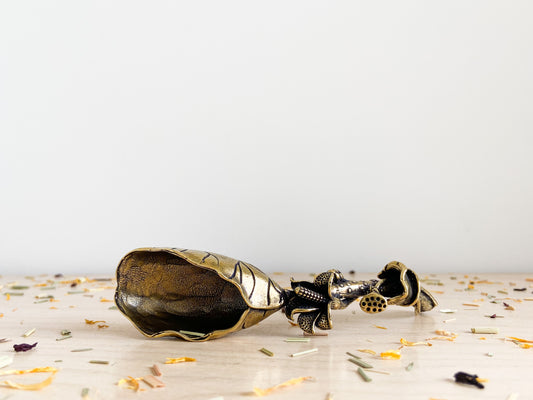 Lotus Tea Scoop