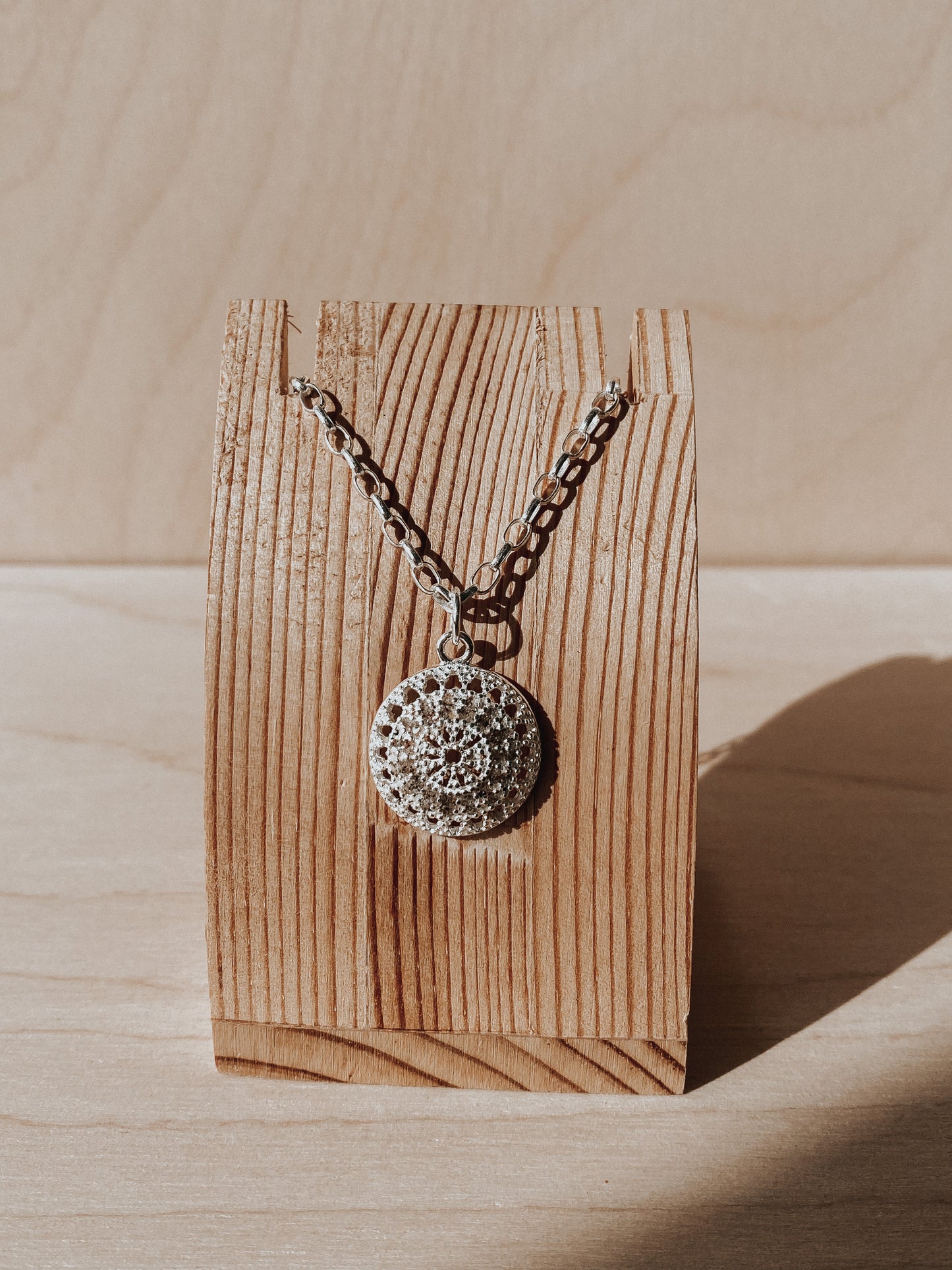 Connective Kina Half Necklace - sterling silver