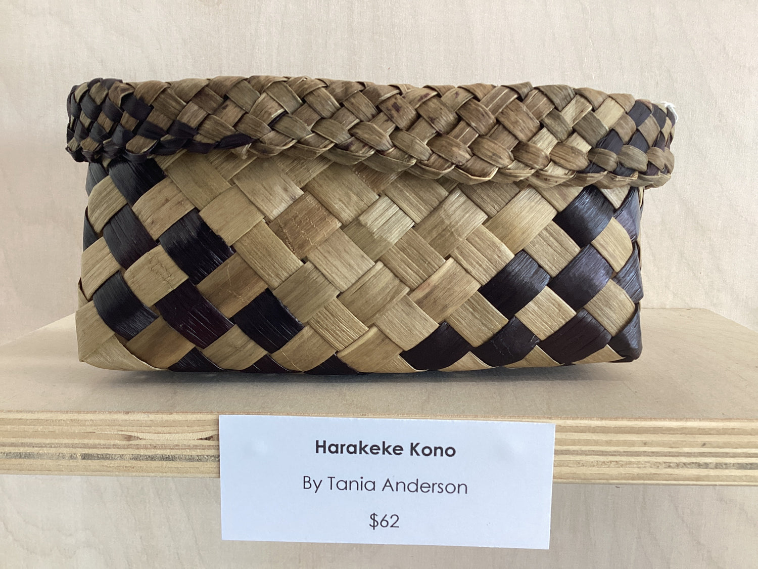 Tania Anderson - Harakeke