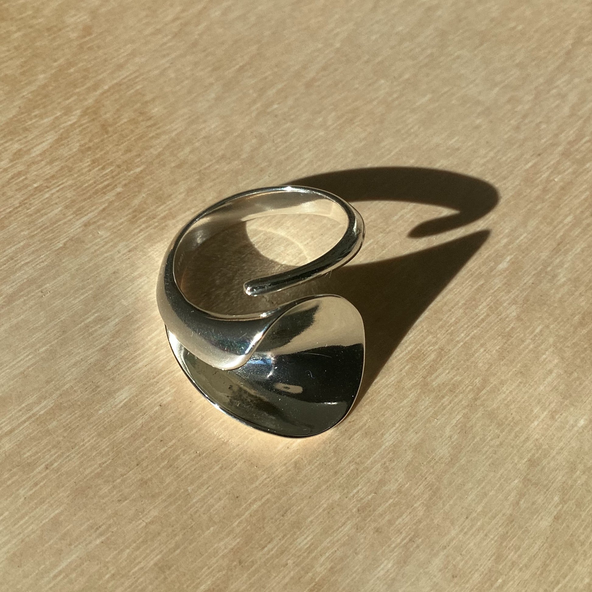peace lily ring sterling silver Timmy Smith Waiheke