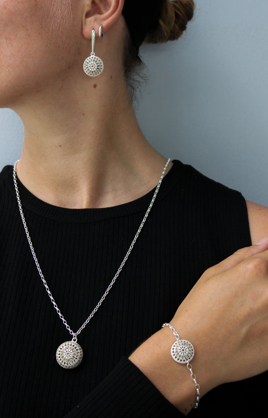 Connective Kina sterling silver Timmy Smith Sand jewellery